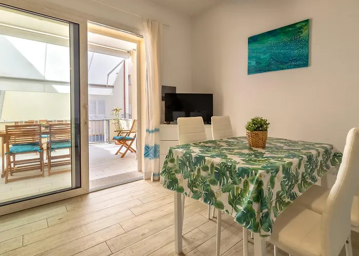 Gaaya's Apartman Isola Rossa